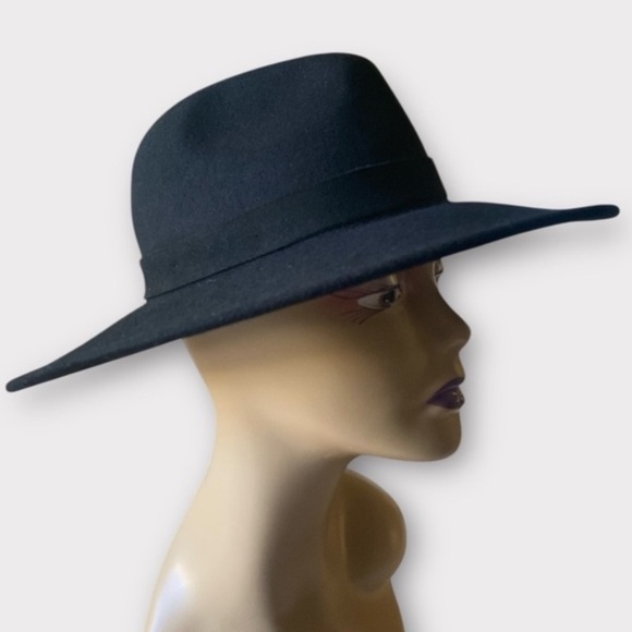 FREE PEOPLE Elegant Black Wool Wide-Brim Fedora Hat One Size Dark Lolita NWOT - Picture 1 of 8